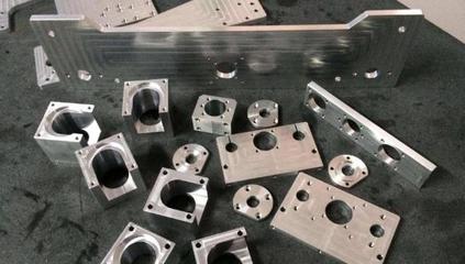 90后男生创业之路 打造精密机械部件加工厂，年交易额突破百万